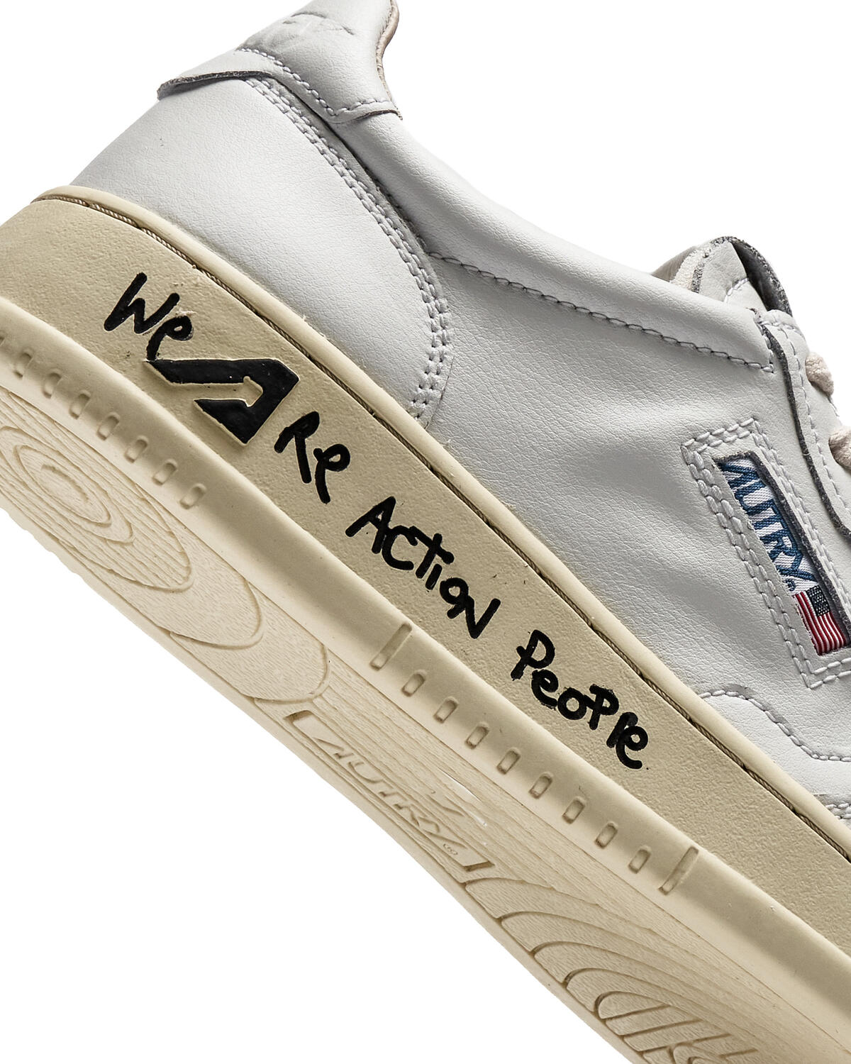 Autry Medalist Low (Women's) - Image 7