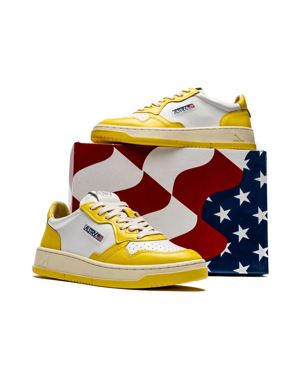 Autry Medalist Low (Women's) - Image 6