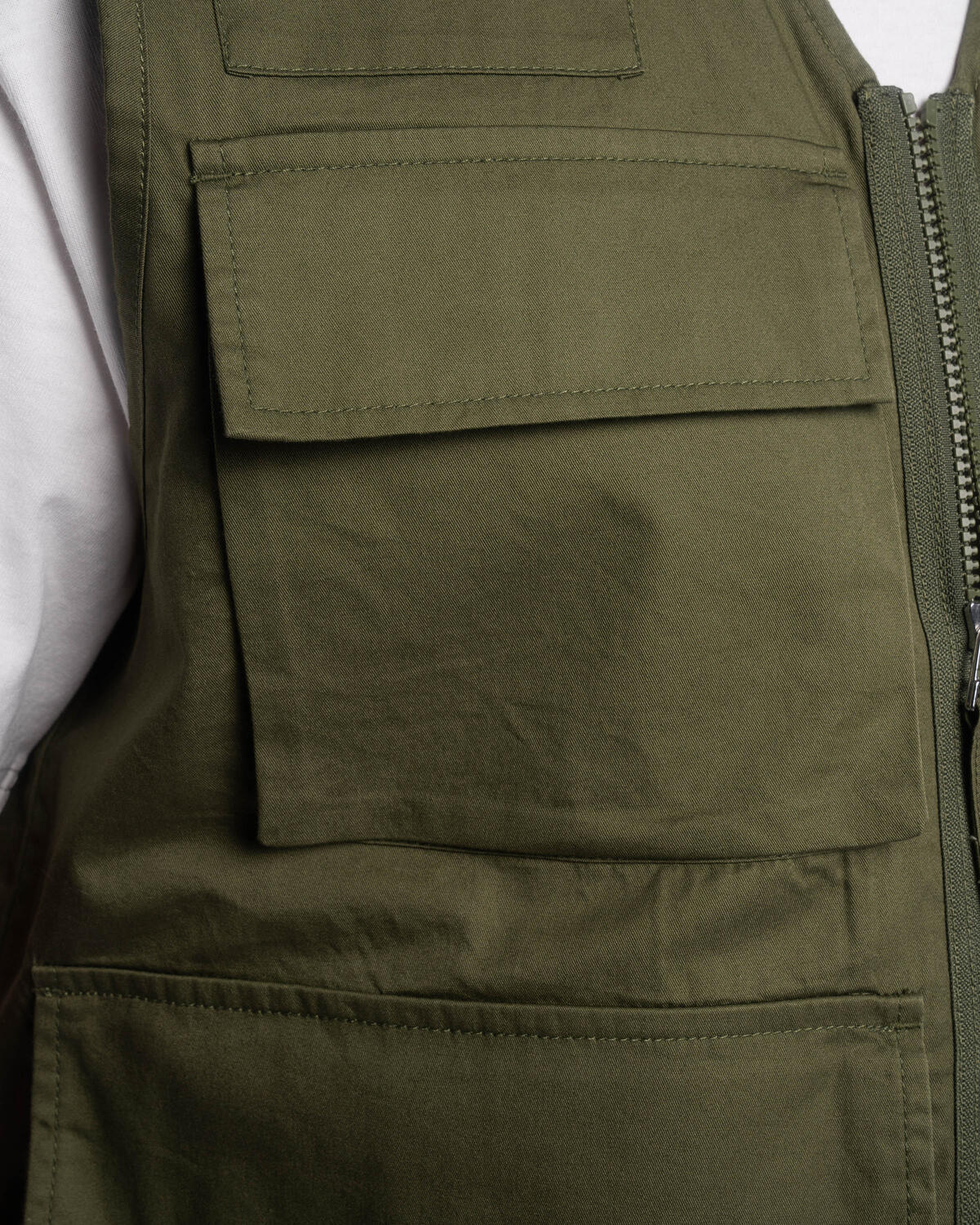 Universal Works Photographers Gilet - Image 7