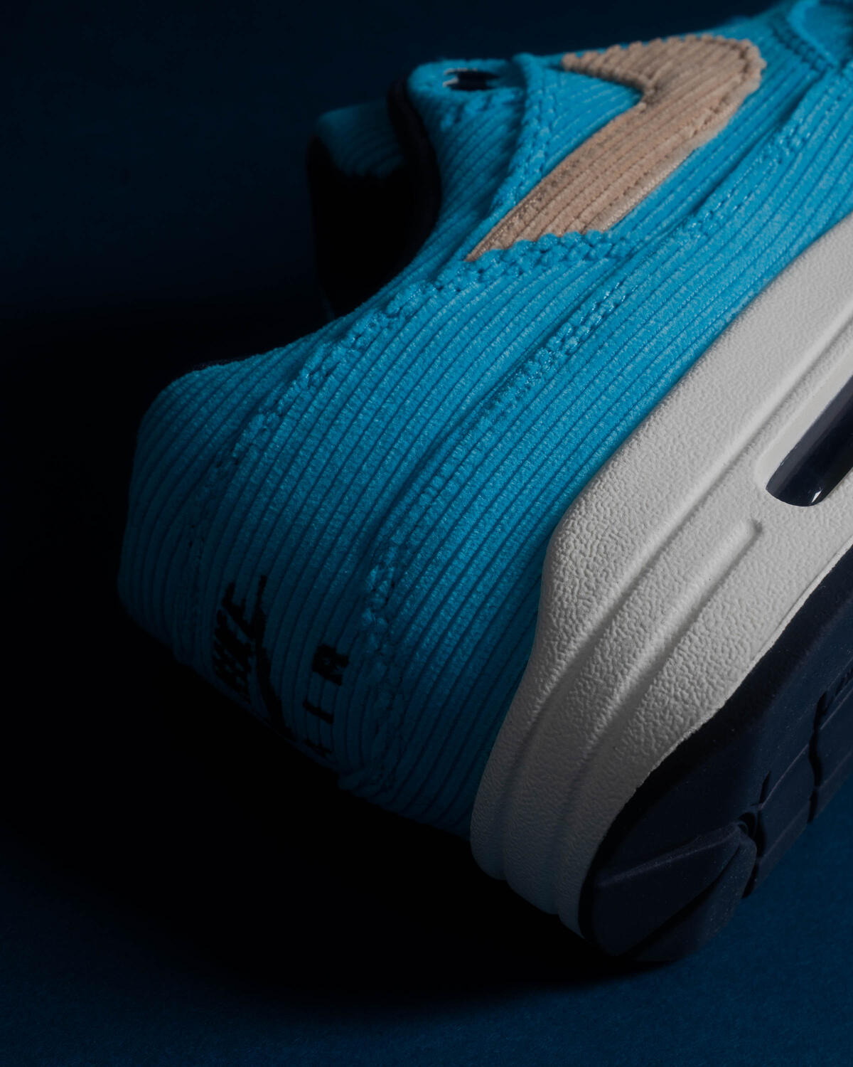 Nike Air Max 1 PRM Baltic Blue / Sesame - Image 23