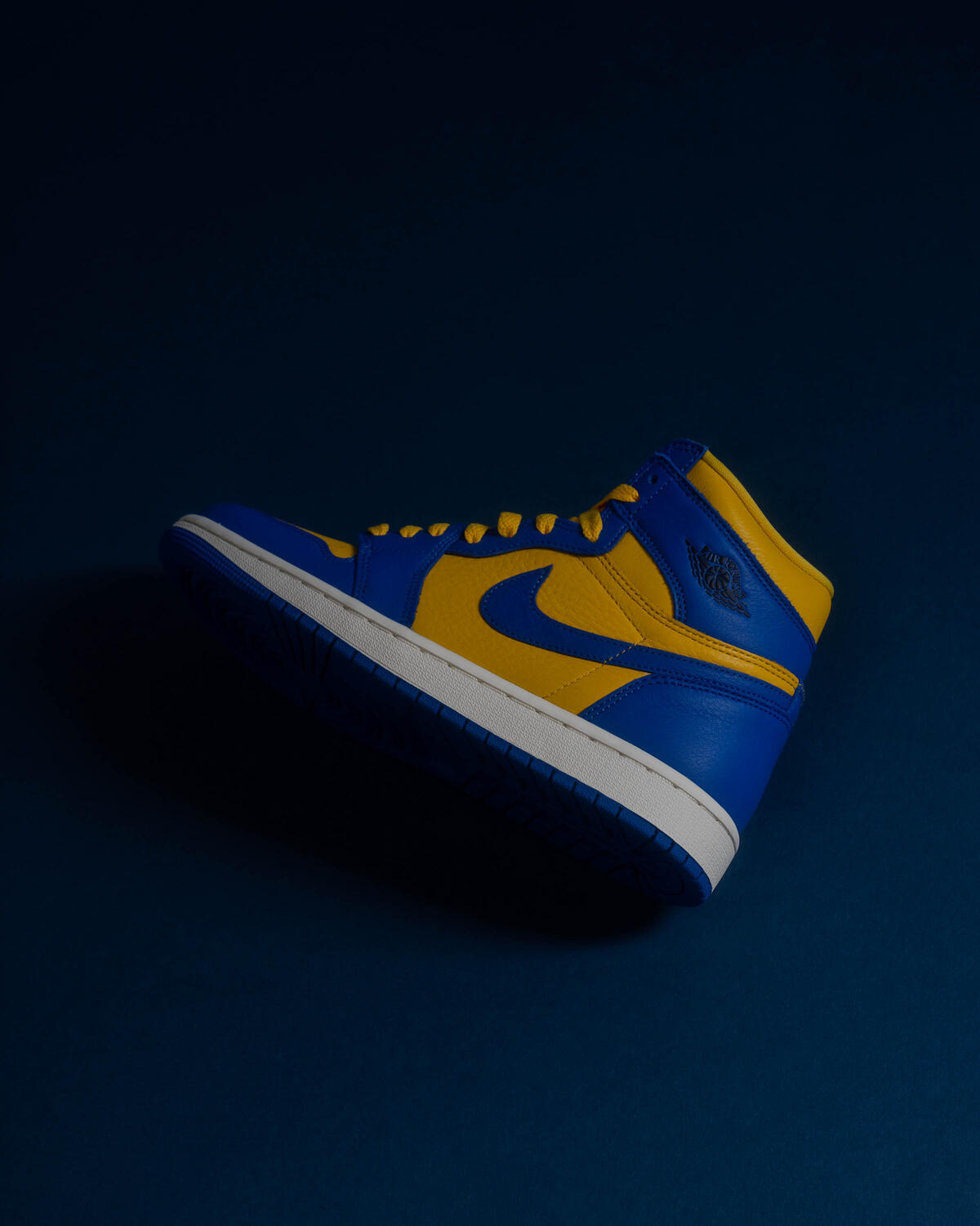 Jordan Air Jordan 1 Retro High OG 'Game Royal and Varsity Maize' (Women's) - Image 31