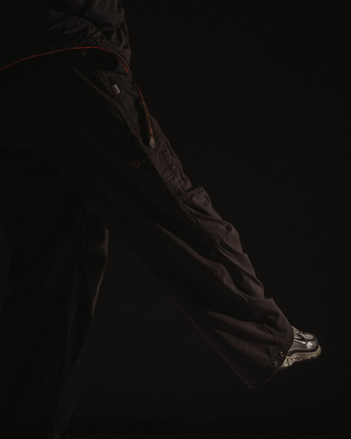 Nike ACG Caps Cargo Pants Black / Earth / Black / Wolf Grey - Image 12