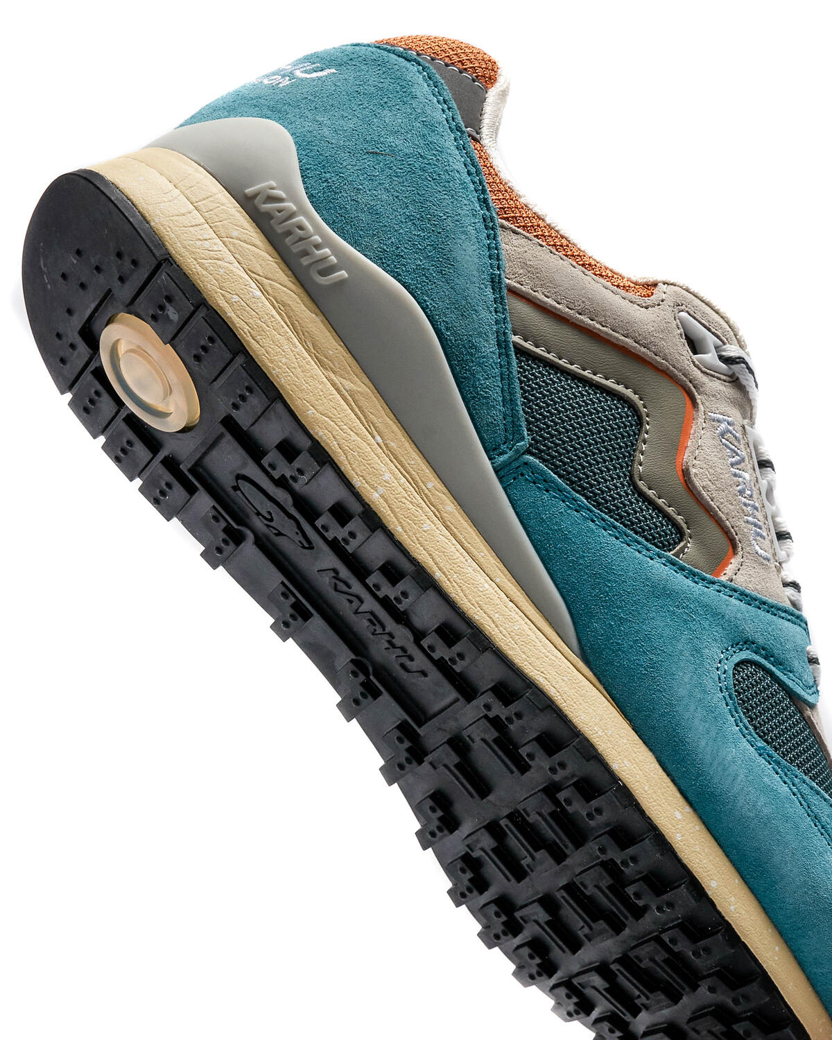 Karhu Synchron Classic Reef Waters/Abbey Stone - Image 7