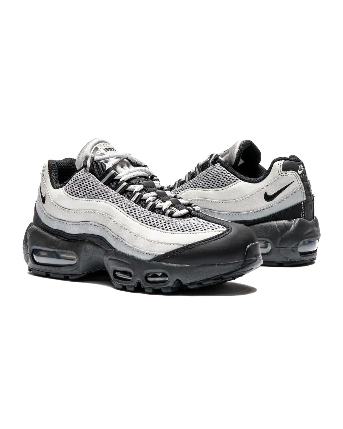 Nike WMNS Air Max 95 - Light Smoke Grey / Black-Photon Dust / Sail / Anthracite - Image 14