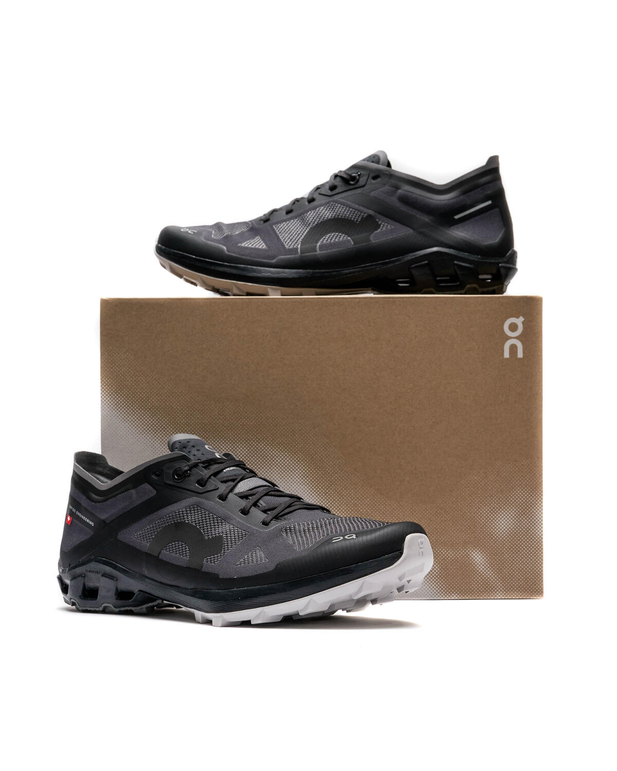 ON Running Cloudventure Peak Black / Grey - Image 6