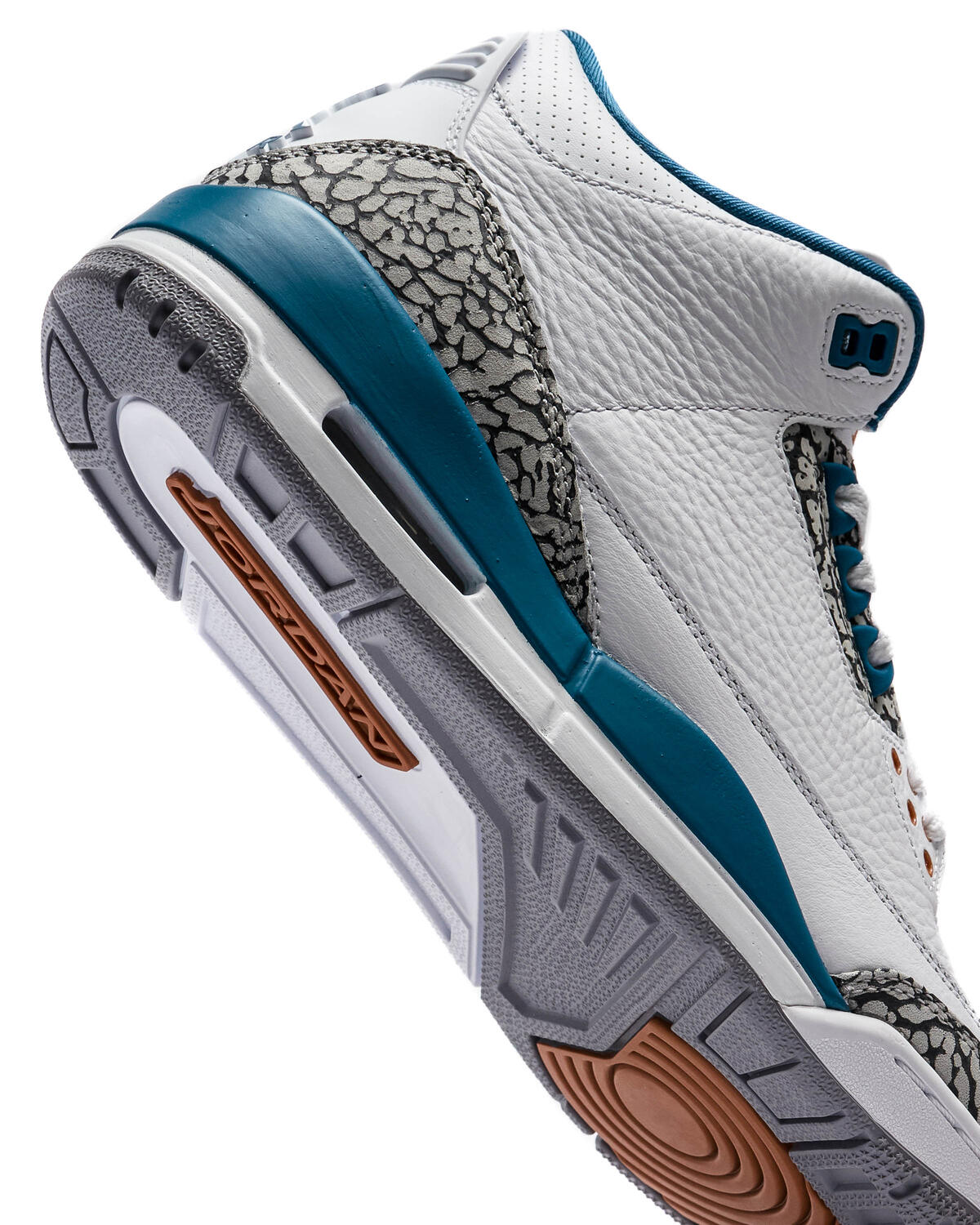 Air Jordan 3 Retro 'Wizards' - Image 24