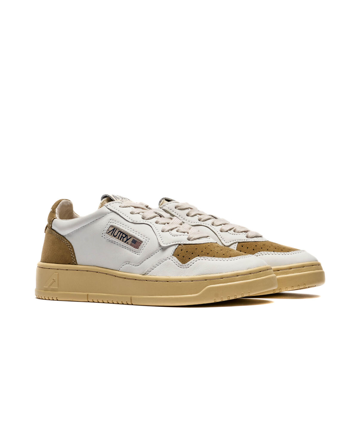 Autry Medalist Low Suede / Leat White / Mud (Women's) - Image 3
