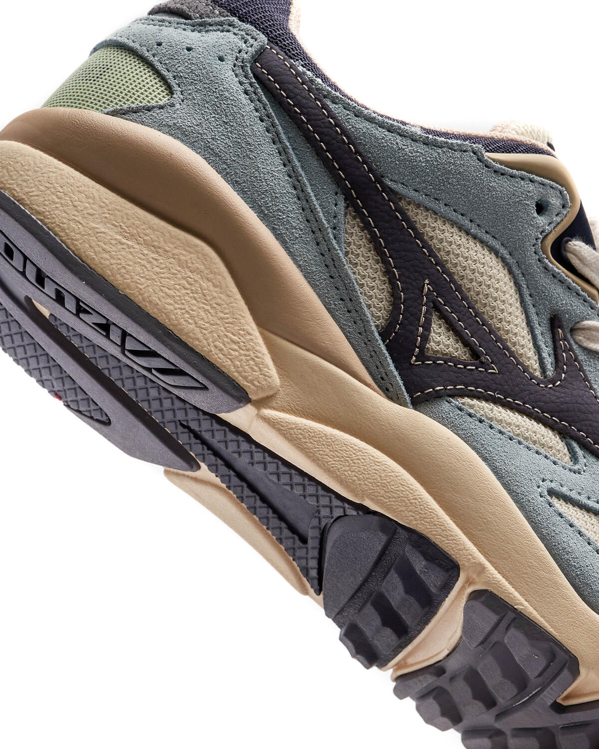 Mizuno Sky Medal - Image 13