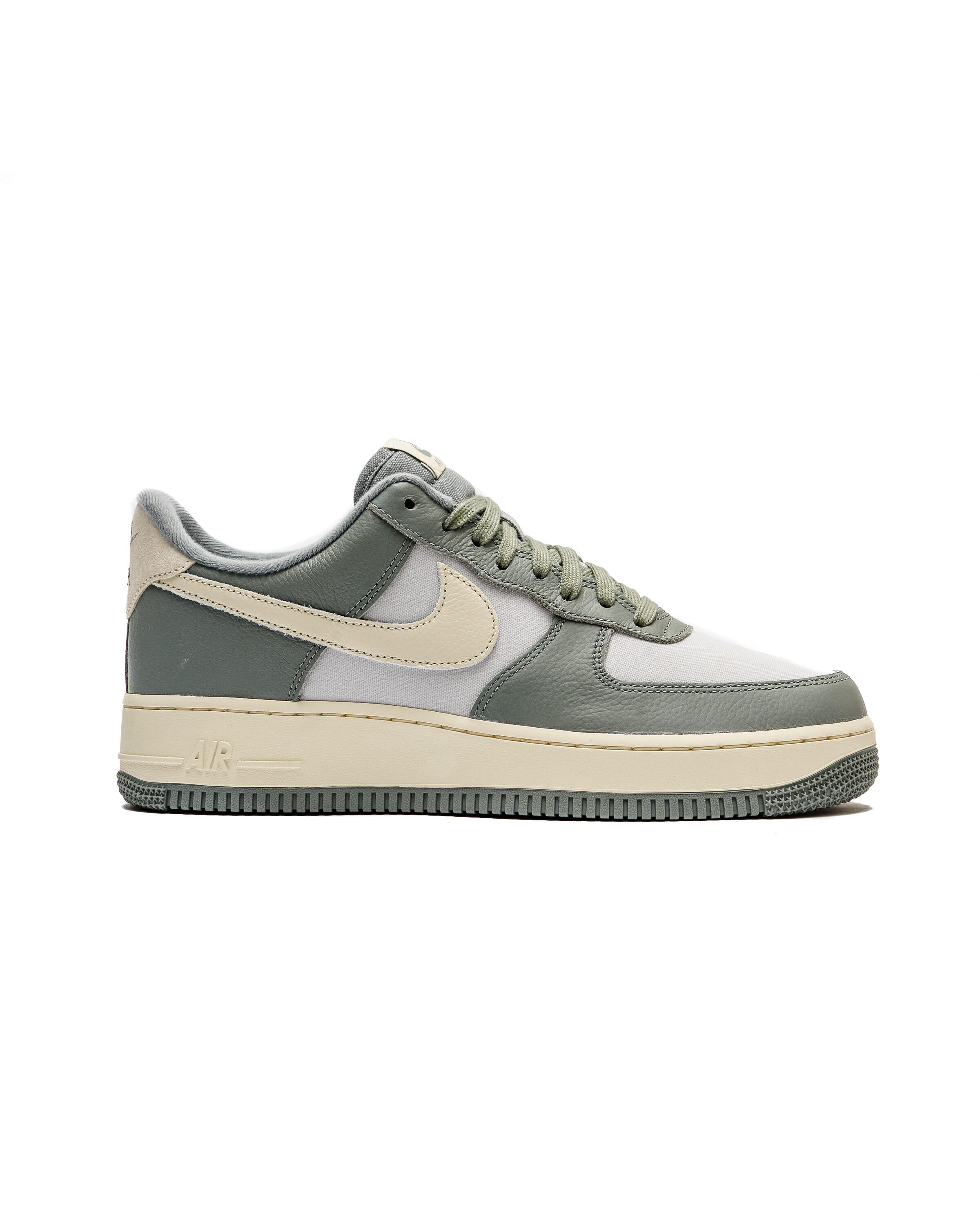 Nike AIR FORCE 1 '07 LX