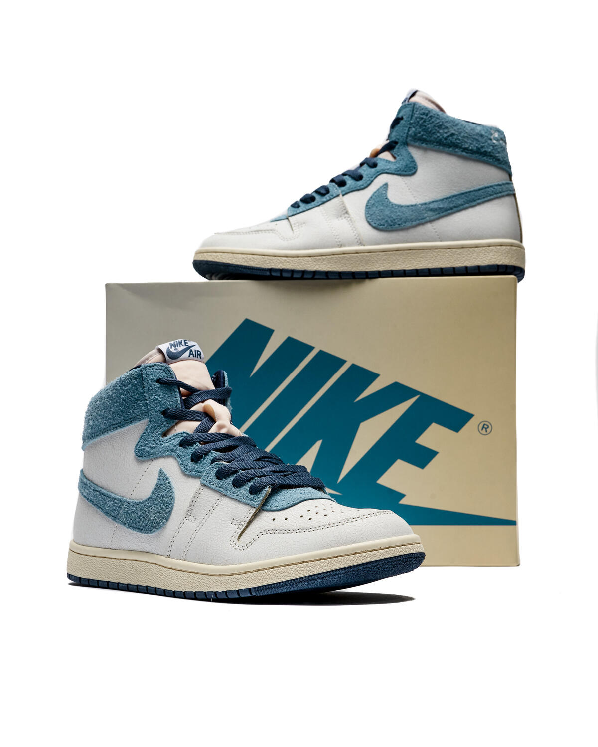 Air Jordan SHIP PE SP Every Game (Women's) - Image 12