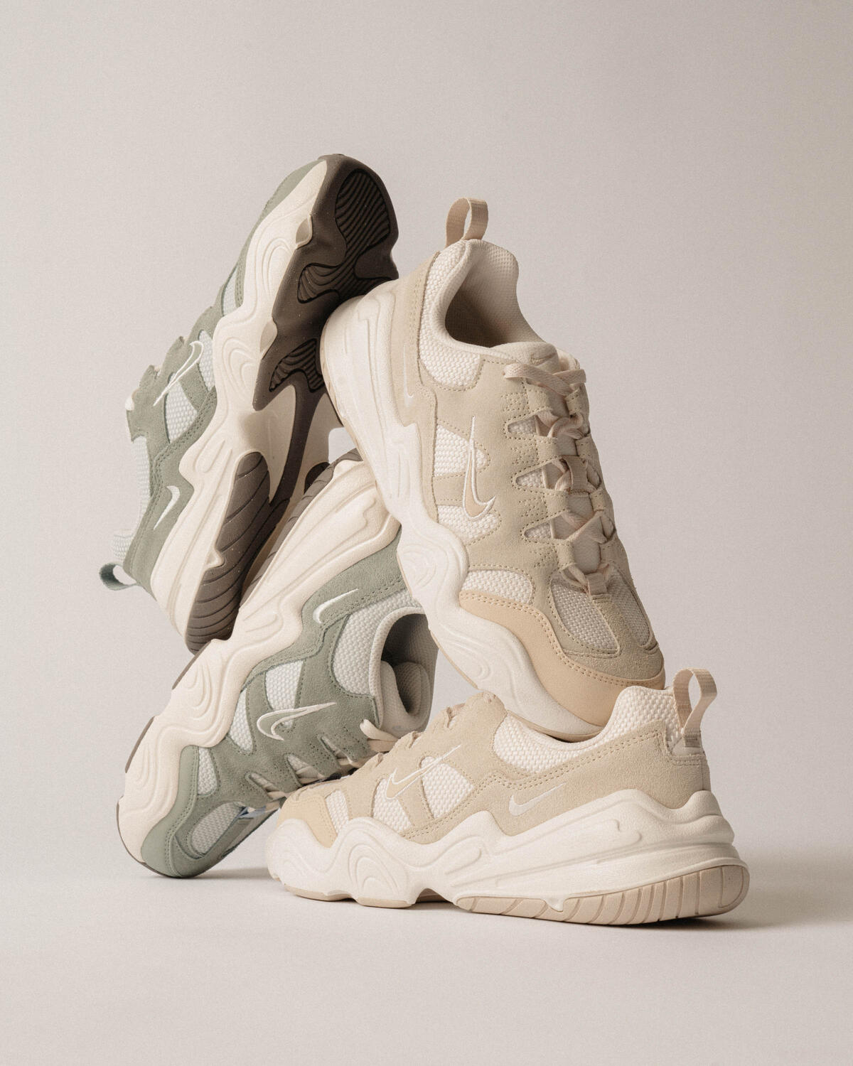 Nike WMNS Tech Hera - Image 8
