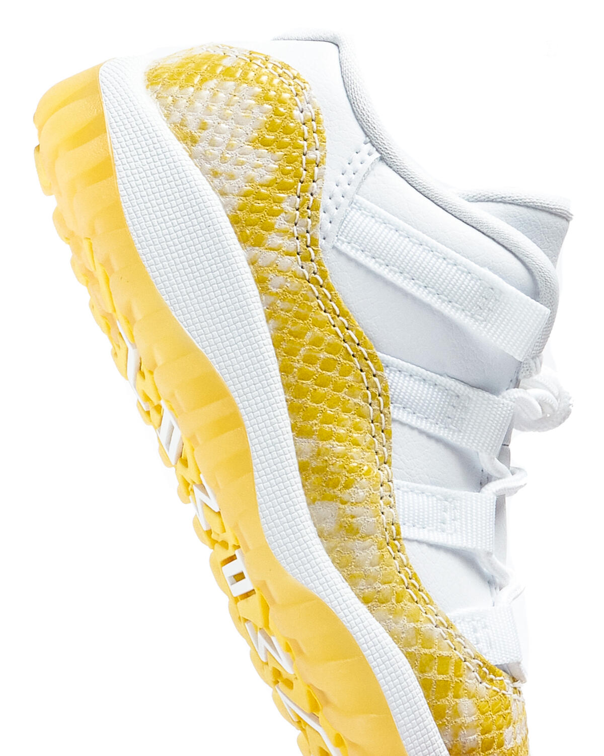 Air Jordan 11 Retro Low 'Yellow Snakeskin' (TD) - Image 27
