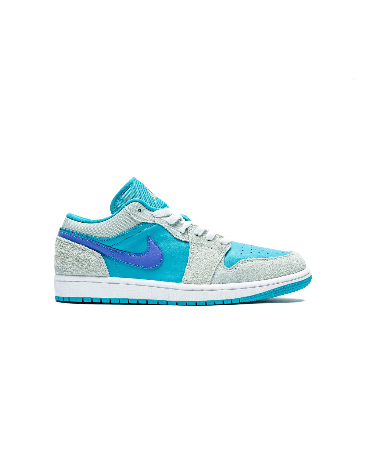 JORDAN BRAND AIR JORDAN 1 LOW SE "MICHAEL JORDAN" PISTACHIO FROST/CELESTIAL GOLD/AQUATONE - Image 2