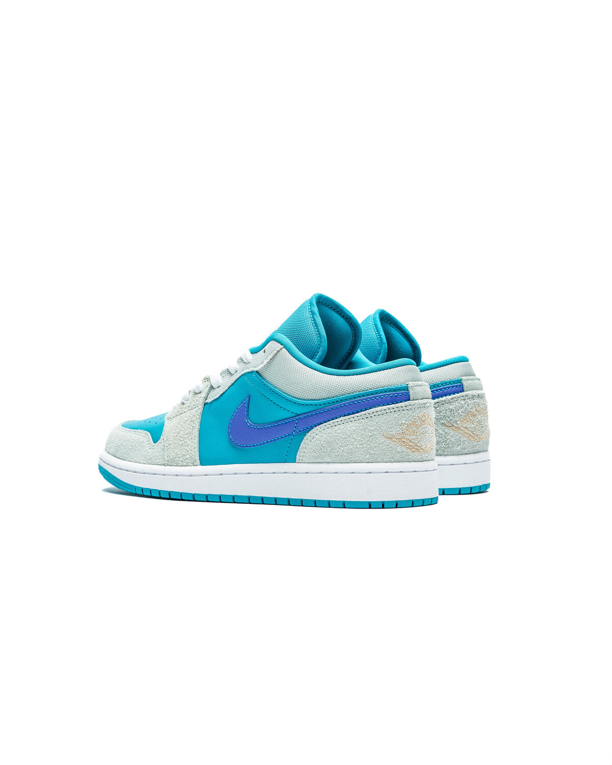 JORDAN BRAND AIR JORDAN 1 LOW SE "MICHAEL JORDAN" PISTACHIO FROST/CELESTIAL GOLD/AQUATONE - Image 4