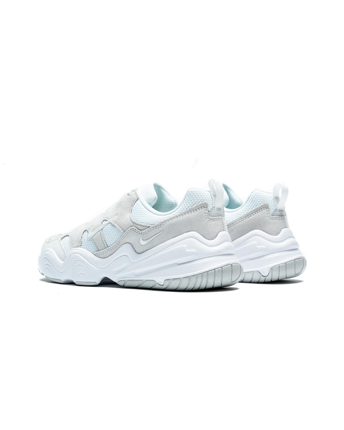 Nike Women's Nike Tech Hera White/White-Summit White - Image 10