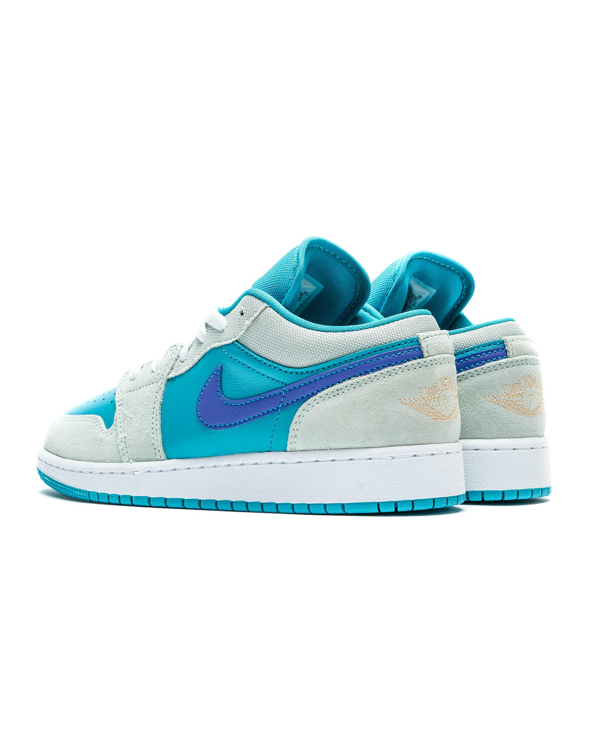 Air Jordan 1 Low SE (GS) - Image 4