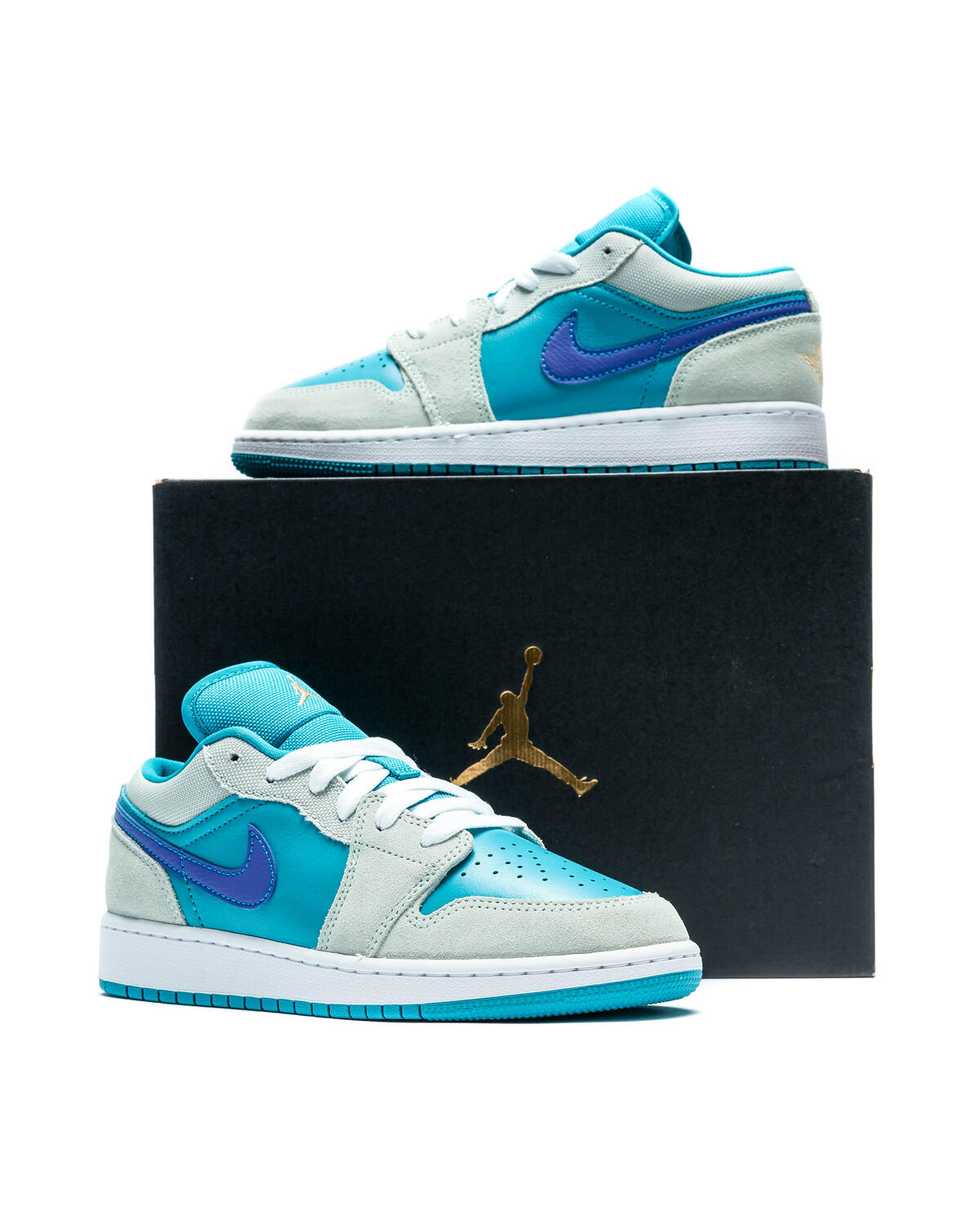 Air Jordan 1 Low SE (GS) - Image 6