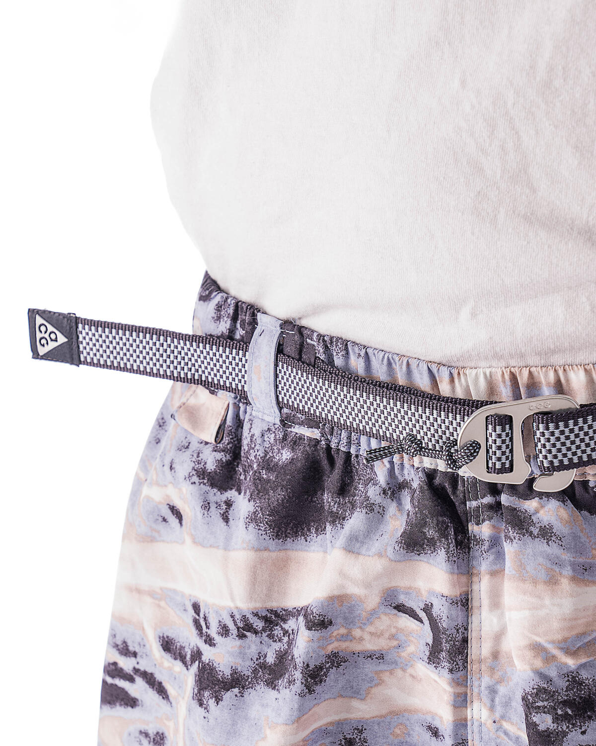 Nike ACG All Over Print Trail Shorts Pink Oxford / Gridiron / Summit White - Image 6