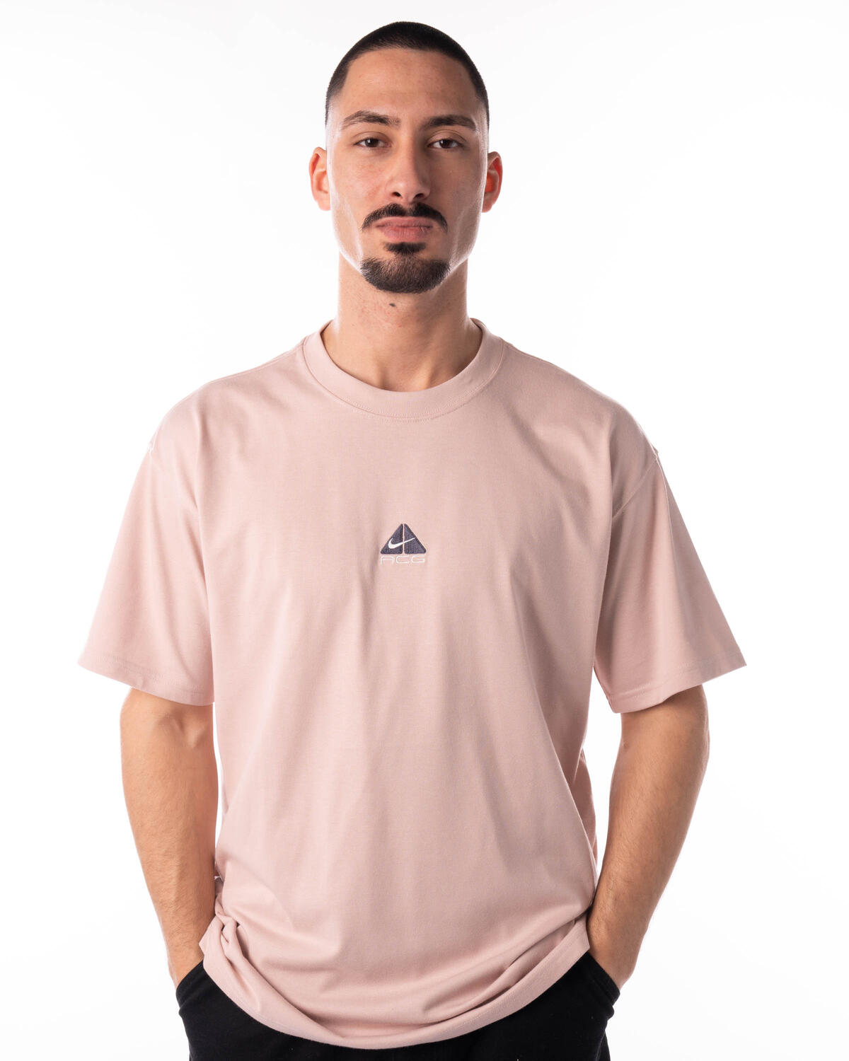 Nike ACG Lungs T-Shirt Pink Oxford - Image 3