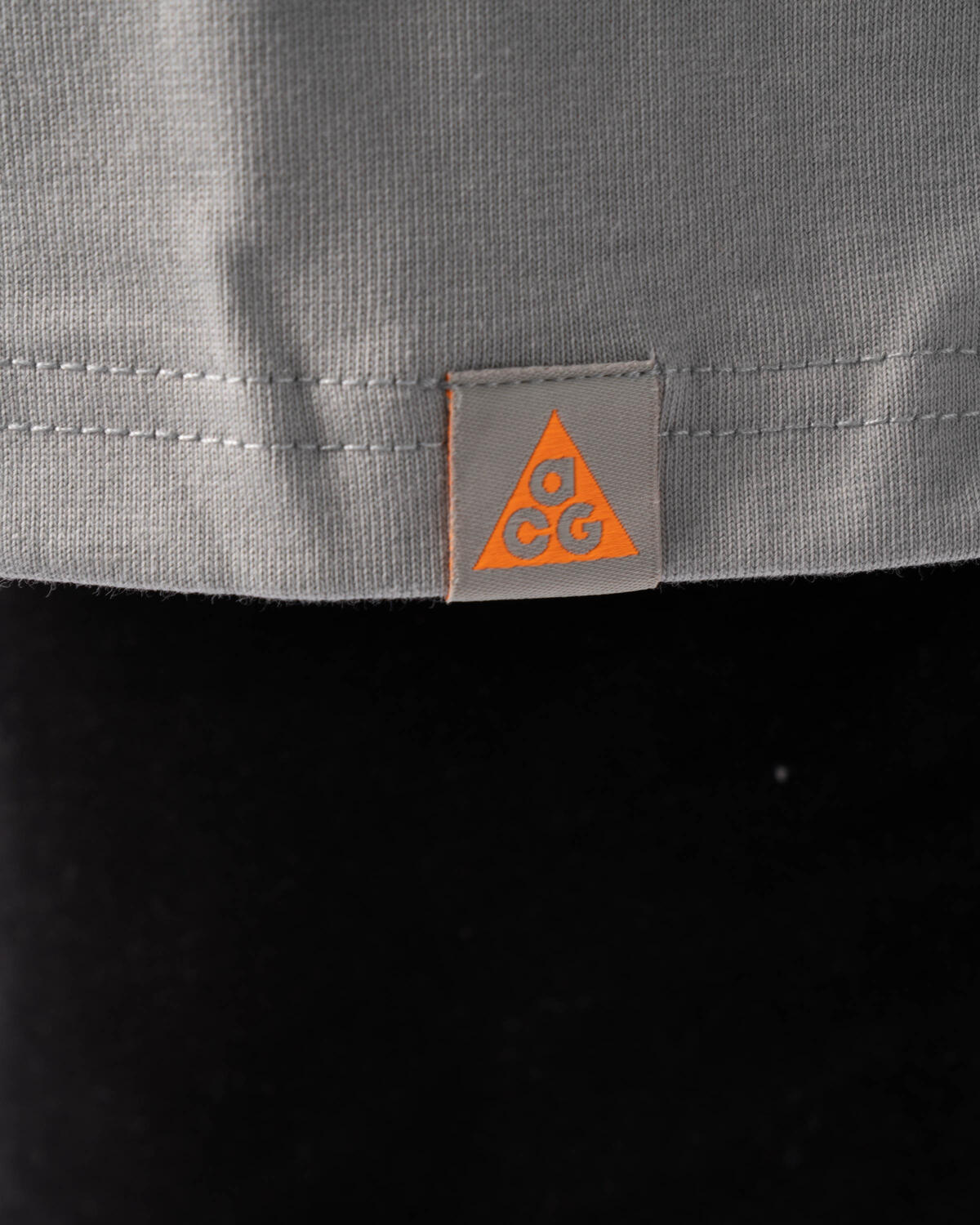 Nike ACG Topo Long Sleeve T-Shirt Mica Green - Image 7