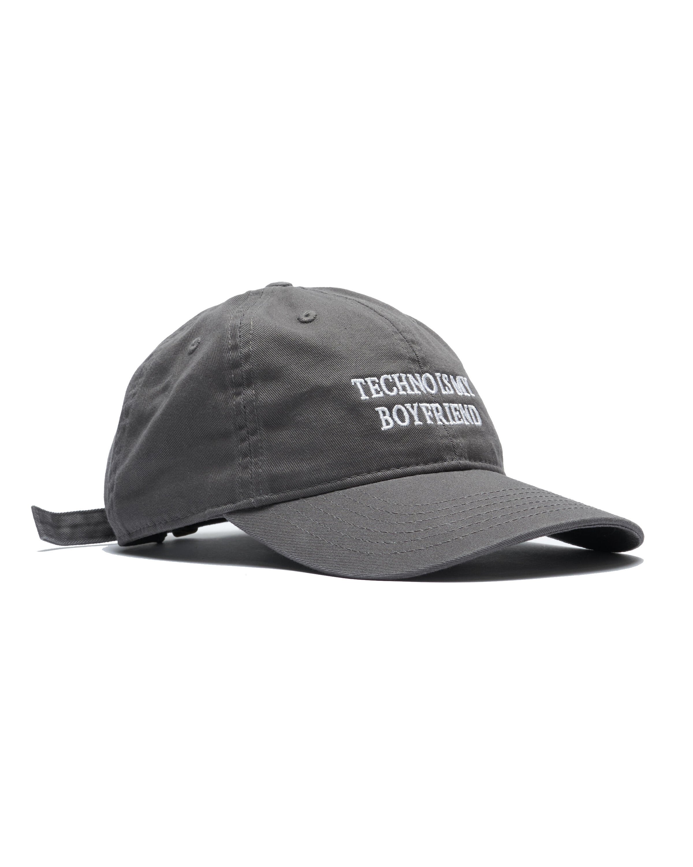 IDEA TECHNO IS MY BOYFRIEND HAT