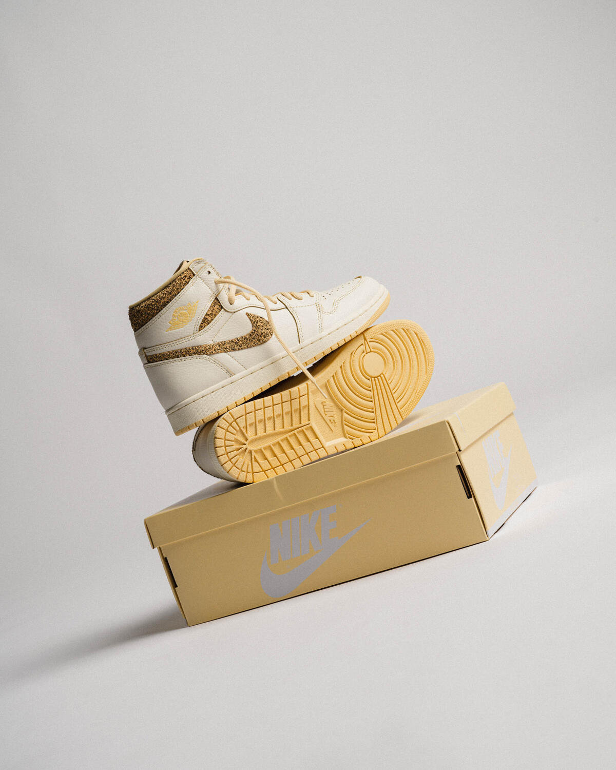 Air Jordan 1 Retro Hi OG Craft - Image 29