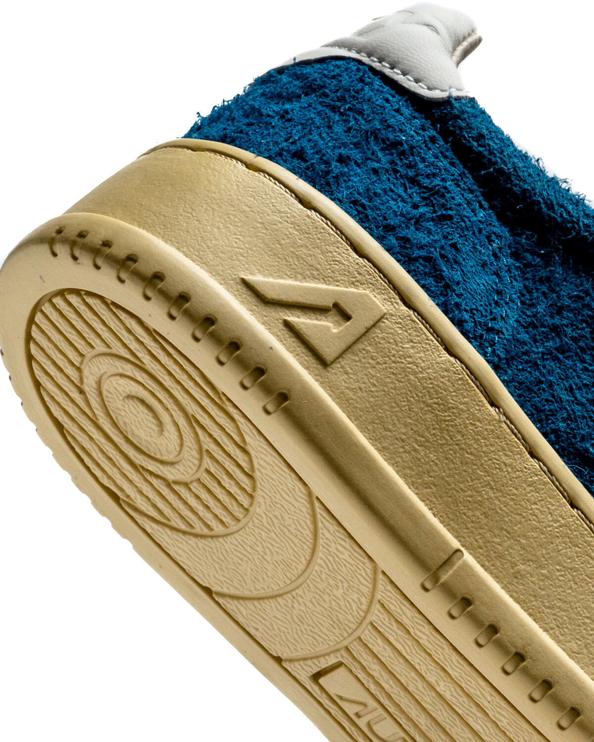 Autry Medalist Low (Women's) - Image 7