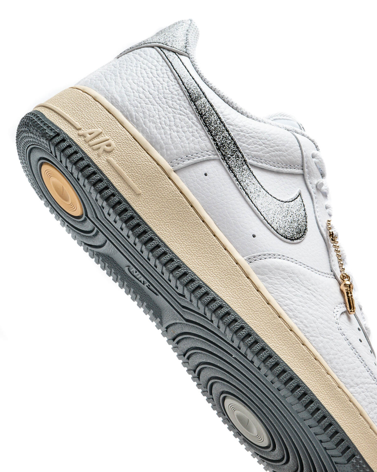Nike Air Force 1 '07 LX White / Smoke Grey - Beach - Image 24