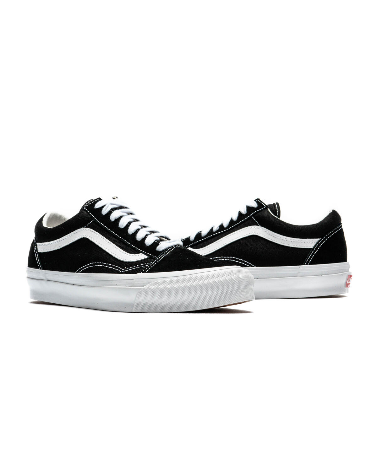 Vans UA OG Old Skool LX (Women's) - Image 11