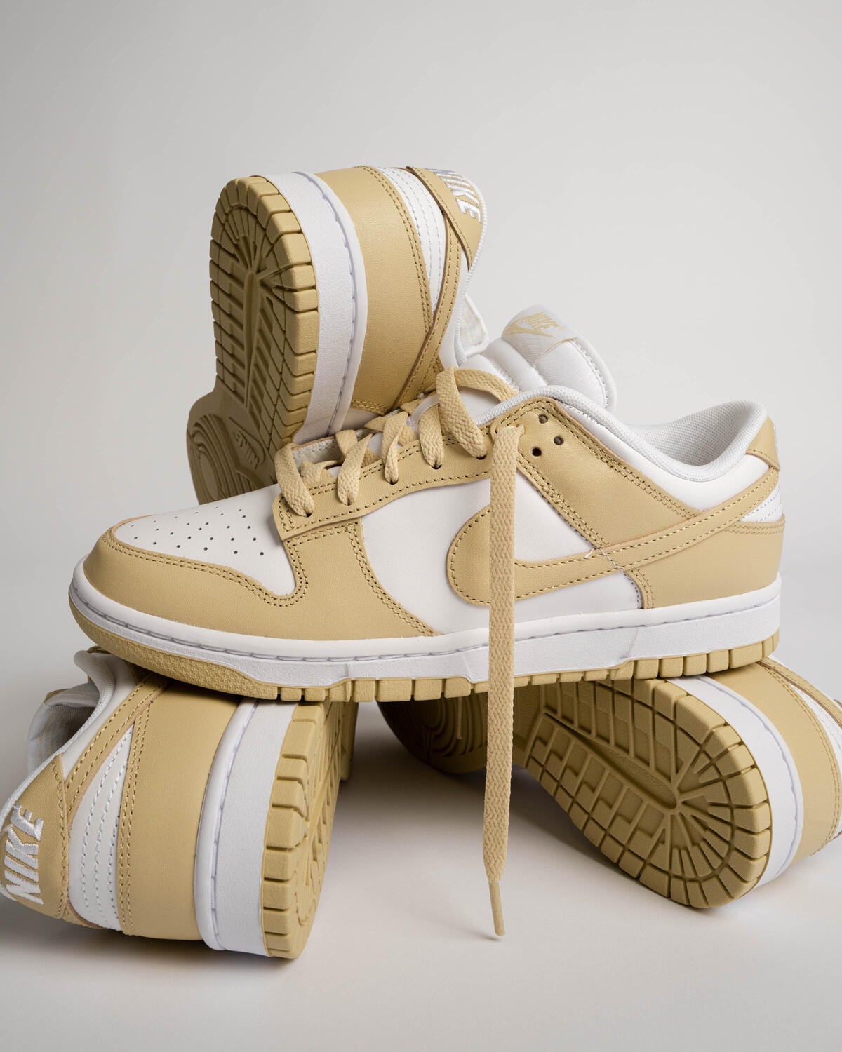 Nike Dunk Low Team Gold - Image 8