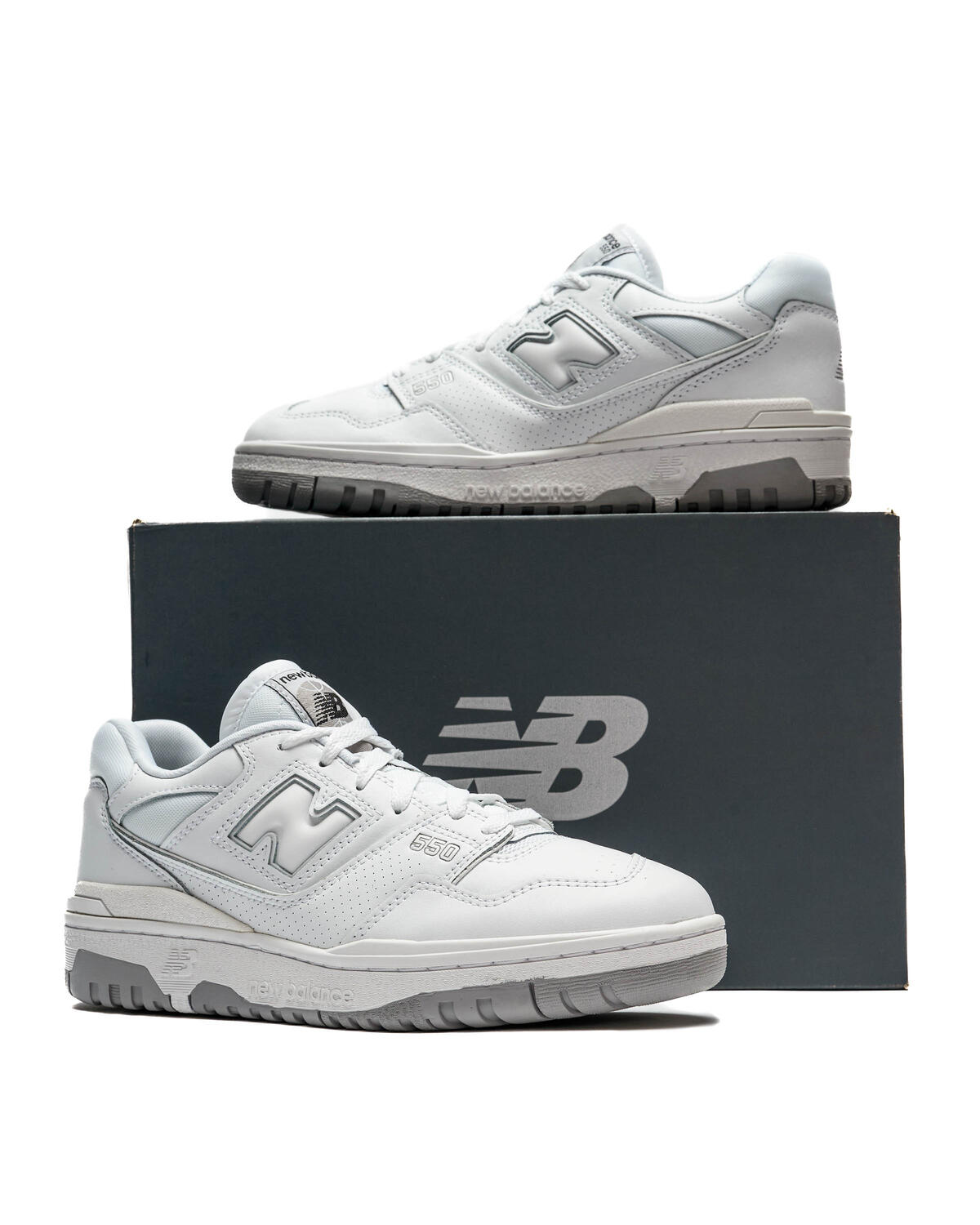 New Balance 550 Triple White - Image 22