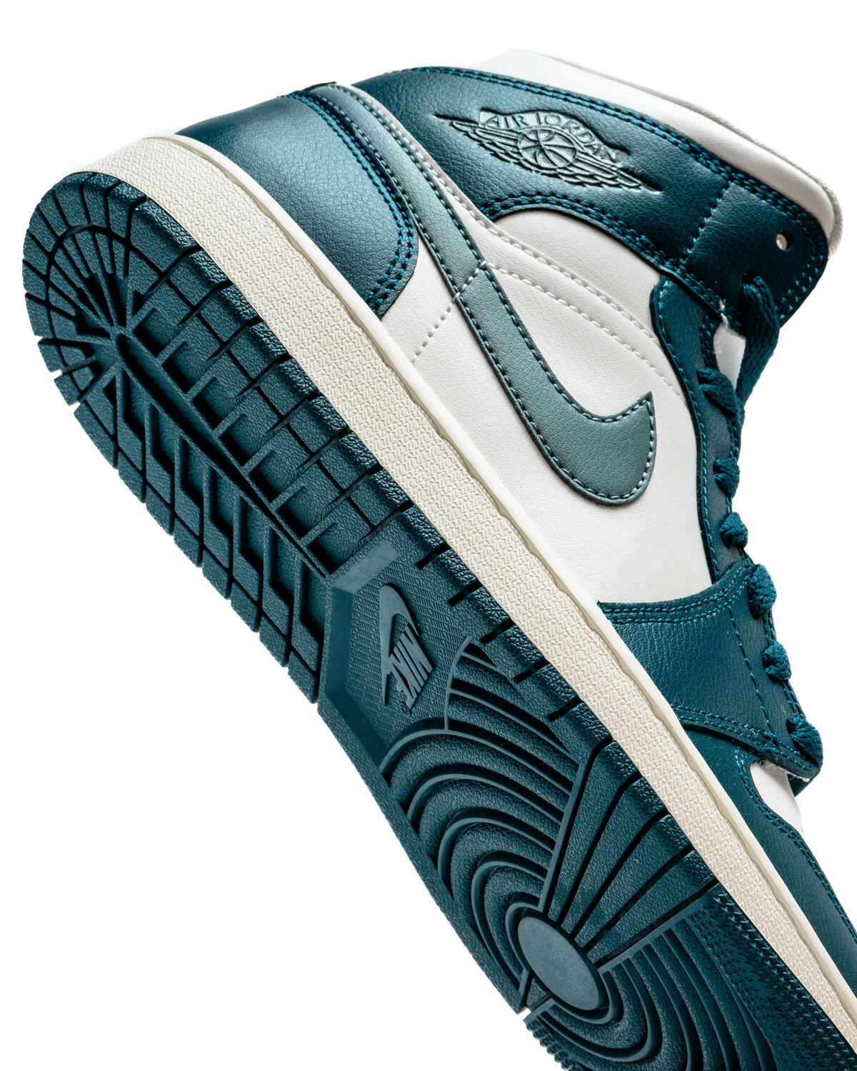 Air Jordan 1 Mid Women's Sky J FR Blue/Ozone Blue/Sail - Image 36