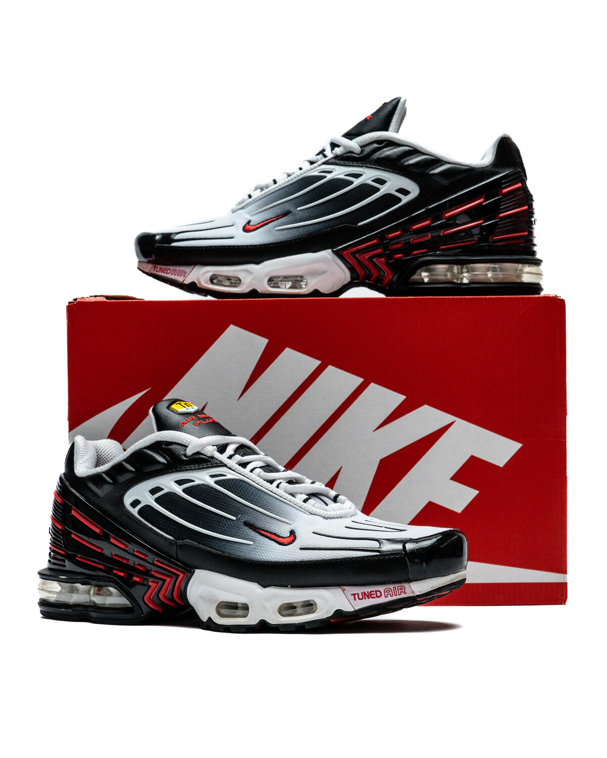 Nike Air Max Plus Black / University Red / White - Image 6