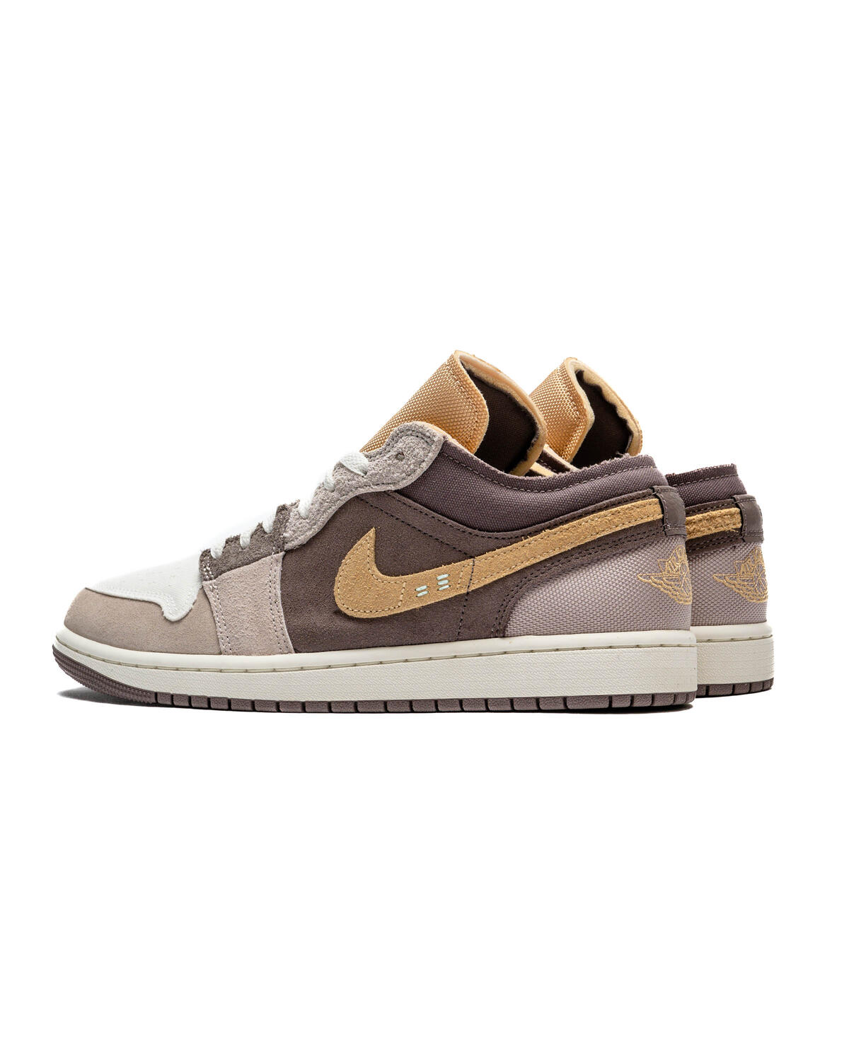 Air Jordan 1 Low SE Craft 'Inside Out - Taupe Haze' - Image 13