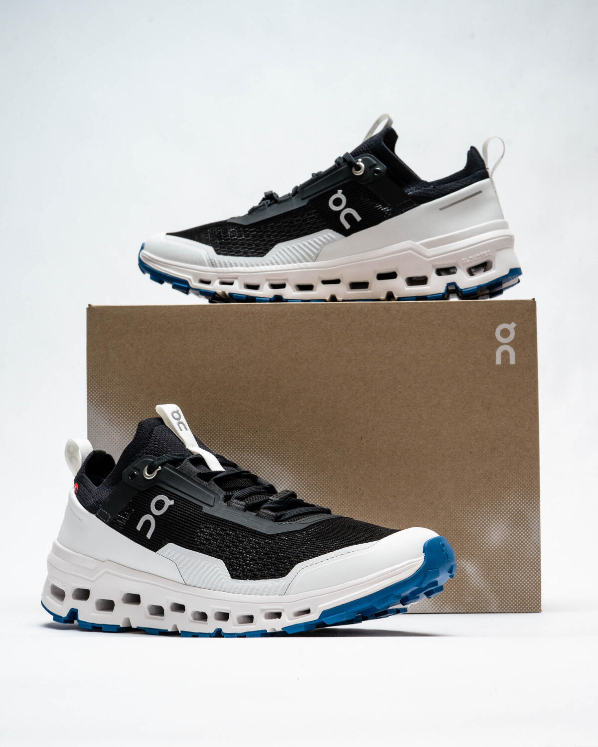 ON Running Cloudultra - Image 6