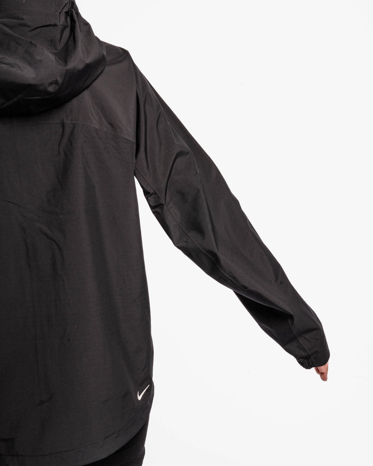 Nike Womens ACG Cascade Rain Jacket - Image 9