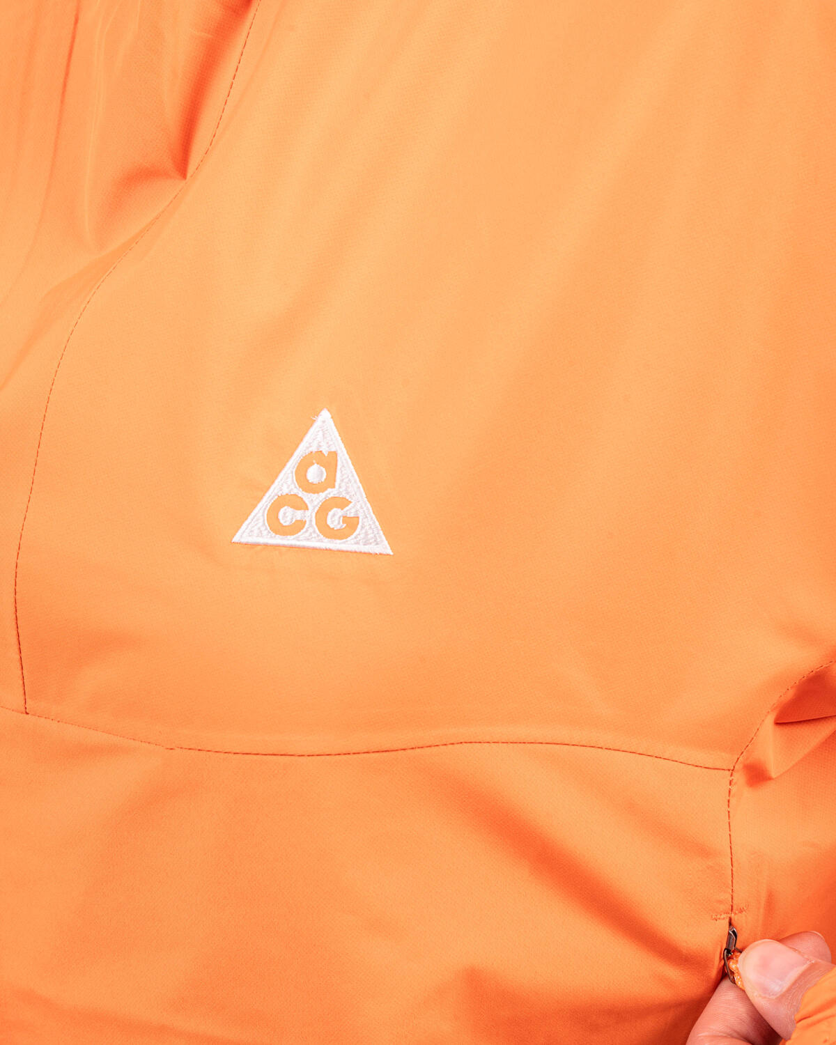 Nike Womens ACG Cascade Rains Jacket - Image 12