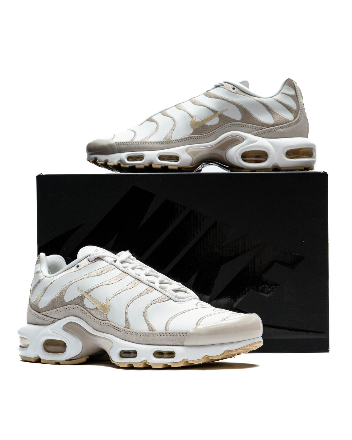 Nike Air Max Plus Summit White / Pale Vanilla - Sanddrift -Sail (Women's) - Image 15