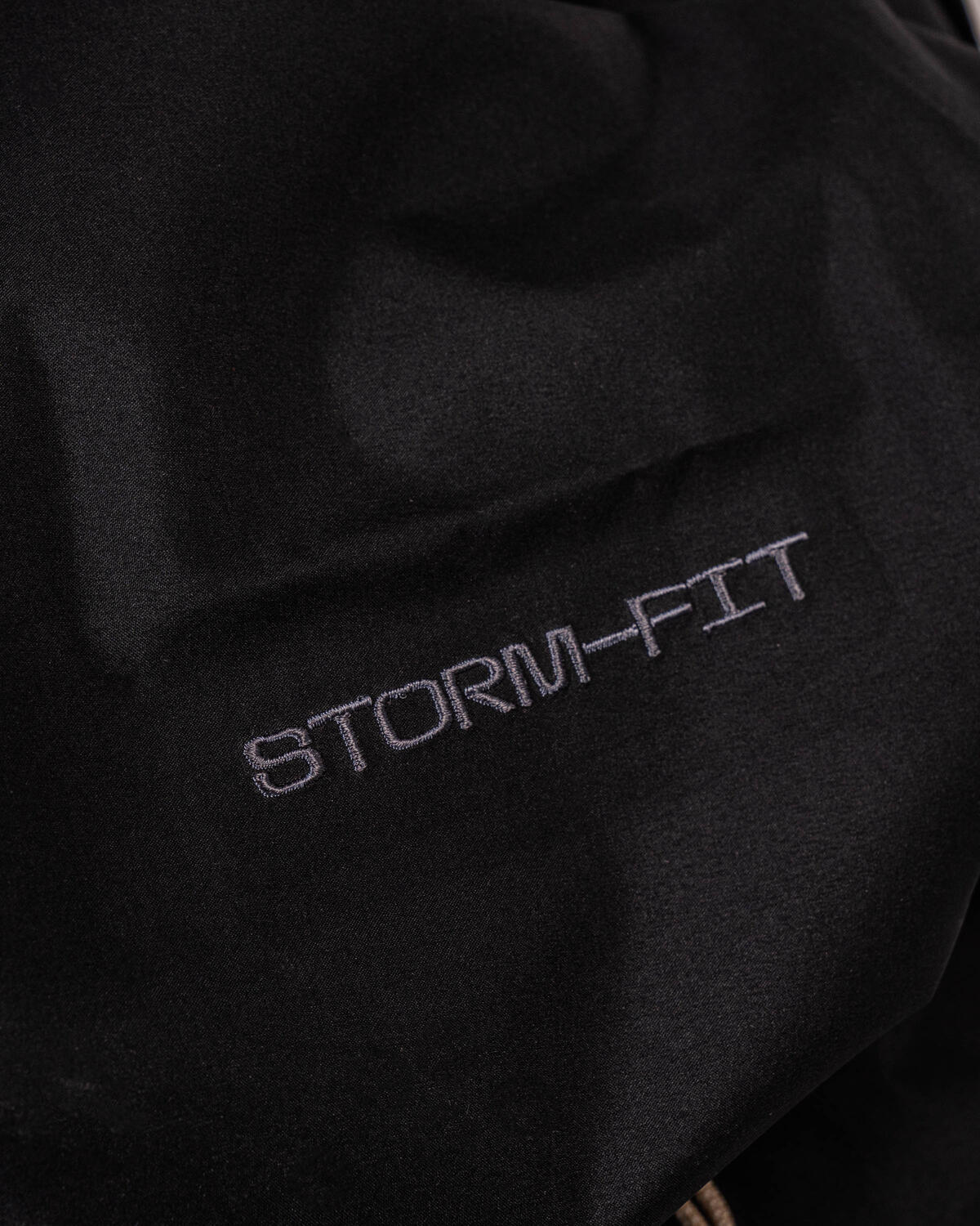 Nike ACG Cascade Rains Full Zip Jacket Black / Summit White - Image 15