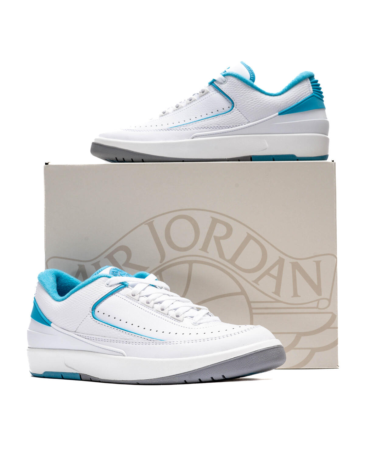 Air Jordan 2 Low UNC University Blue - Image 30