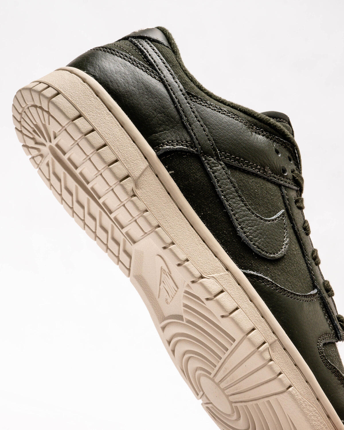 Nike Dunk Low 'Sequoia' - Image 34