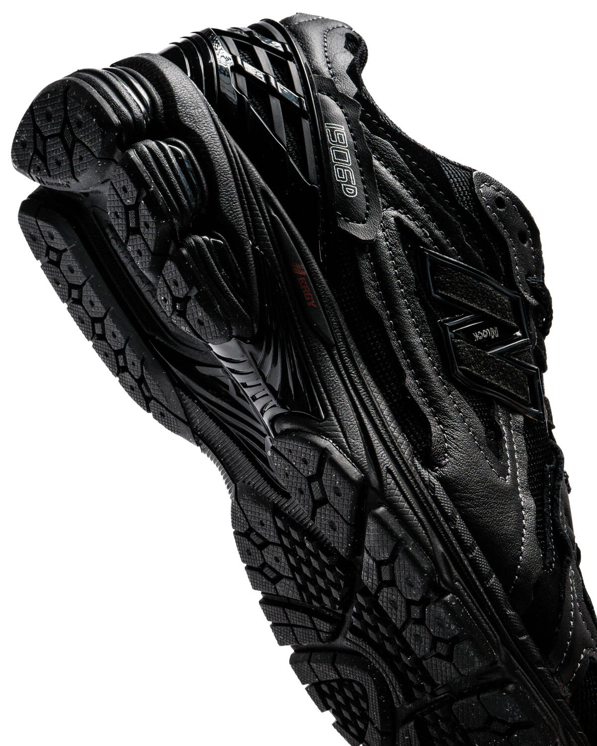 New Balance 1906R Black / Silver Metallic / Crimson - Image 22