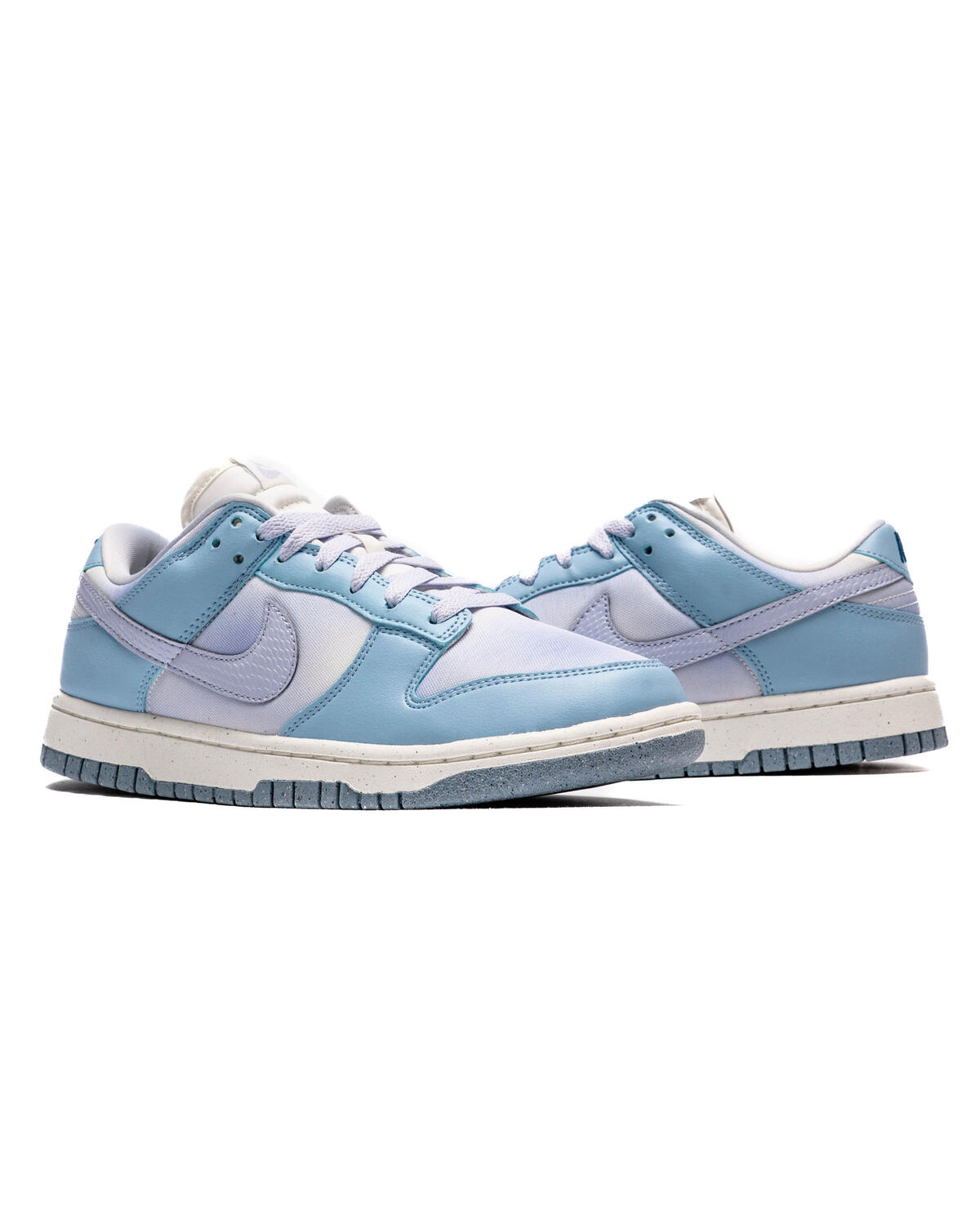 Nike WMNS Dunk Low - Image 5