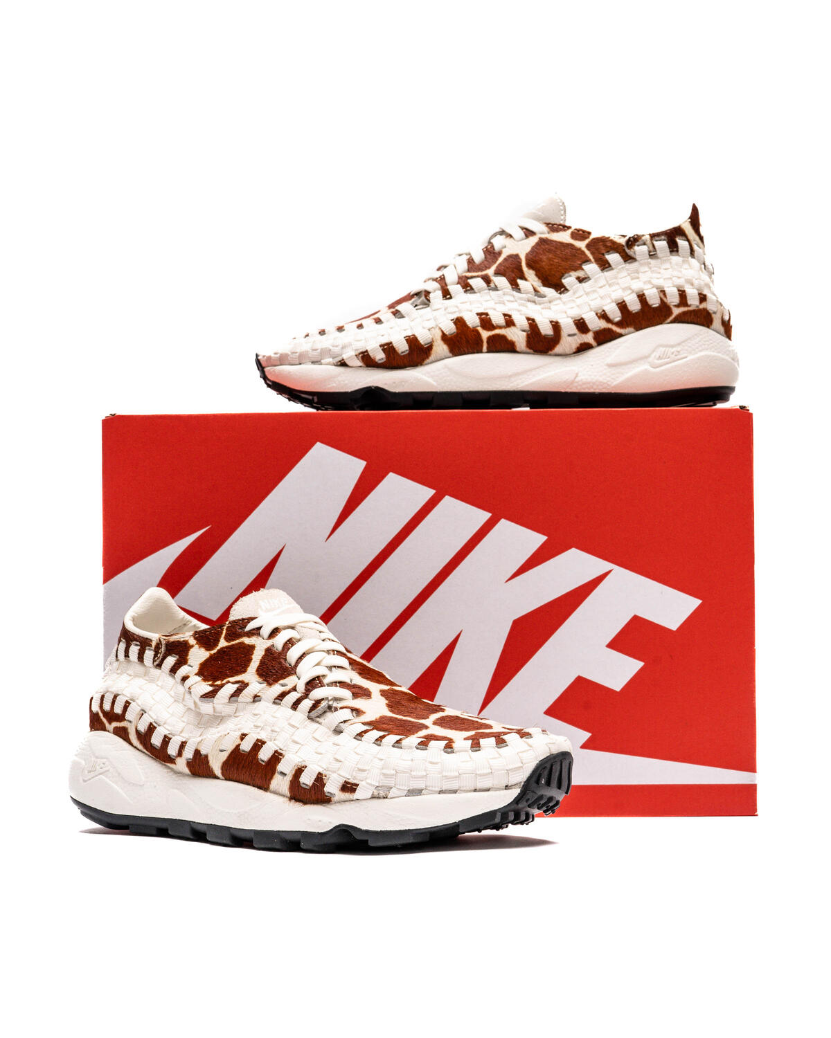 Nike WMNS Air Footscape Woven - Sail / Sail / Black - Image 13