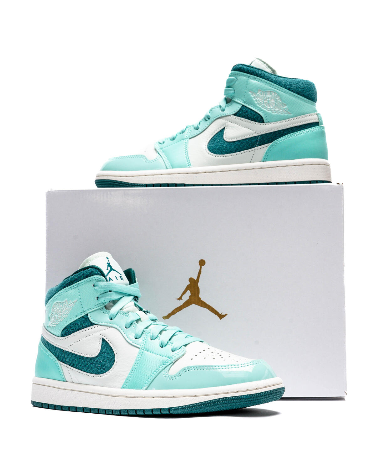 Air Jordan 1 Mid SE 'Chenille' Bleached Turquoise (Women's) - Image 21