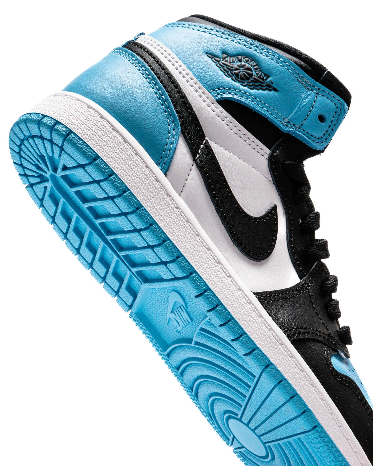 Air Jordan 1 Retro High OG 'University Blue' (PS) - Image 17