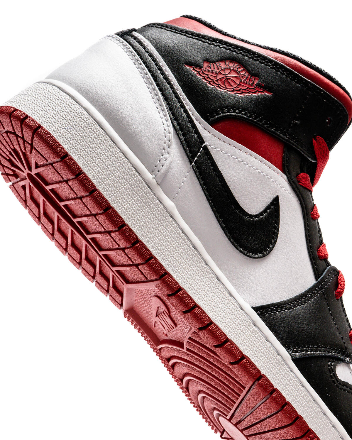 Air Jordan 1 Mid White (GS) - Image 43