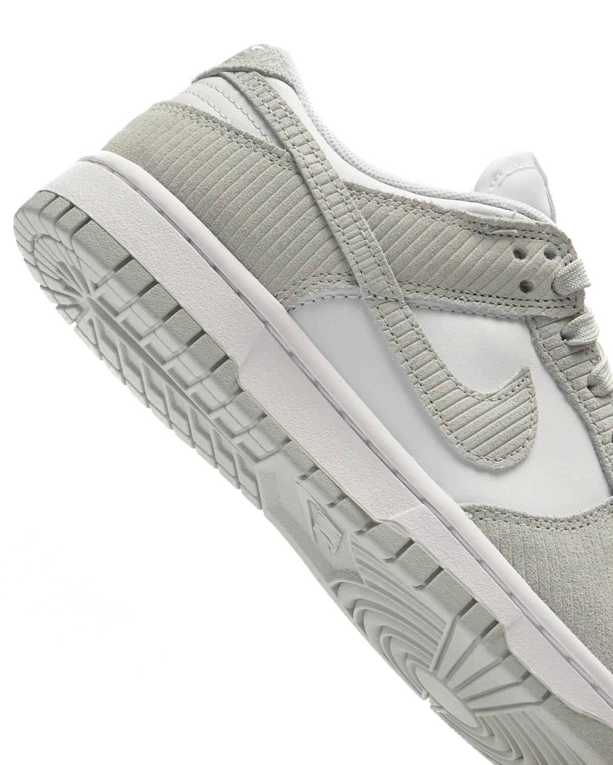 Nike WMNS Dunk Low - White / Light Silver - Image 21