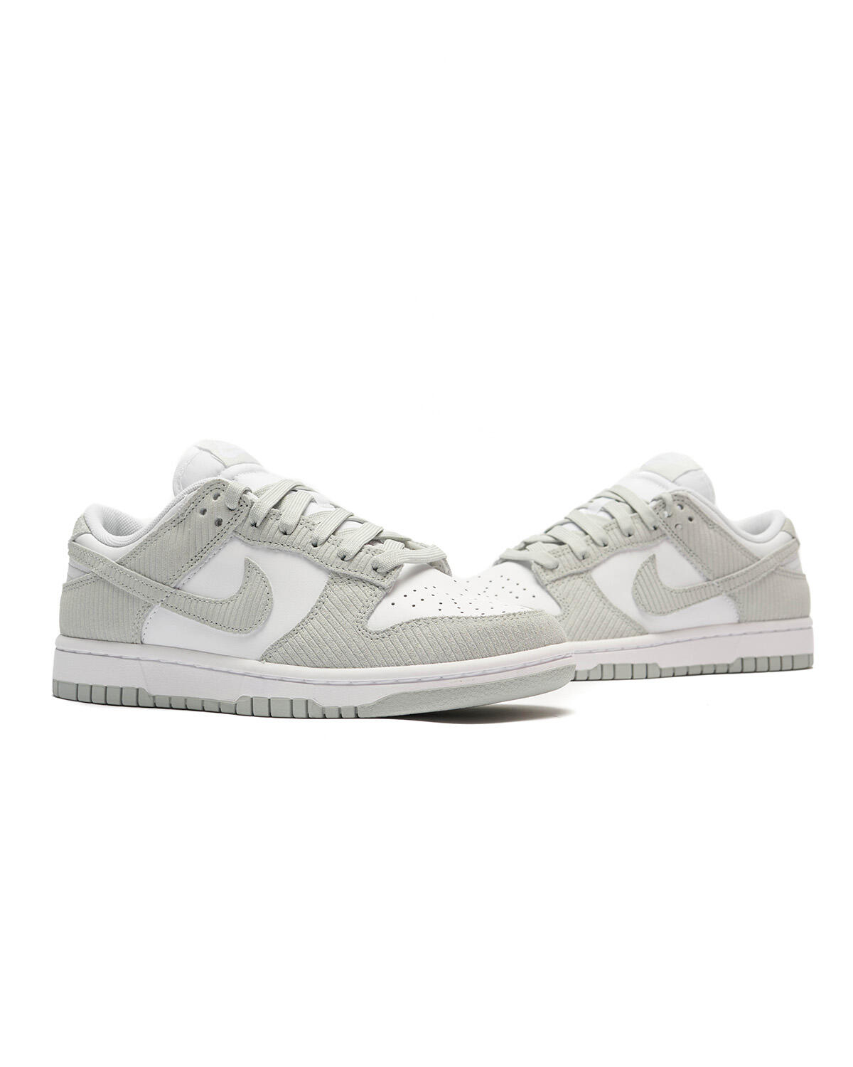 Nike WMNS Dunk Low - White / Light Silver - Image 19