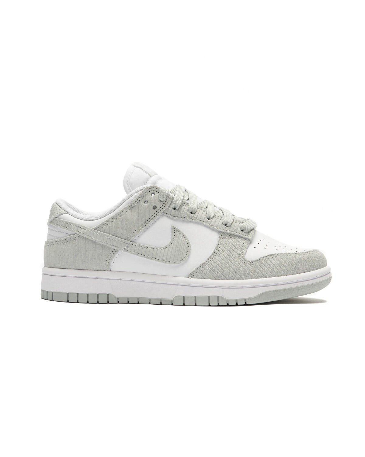 Nike WMNS DUNK LOW